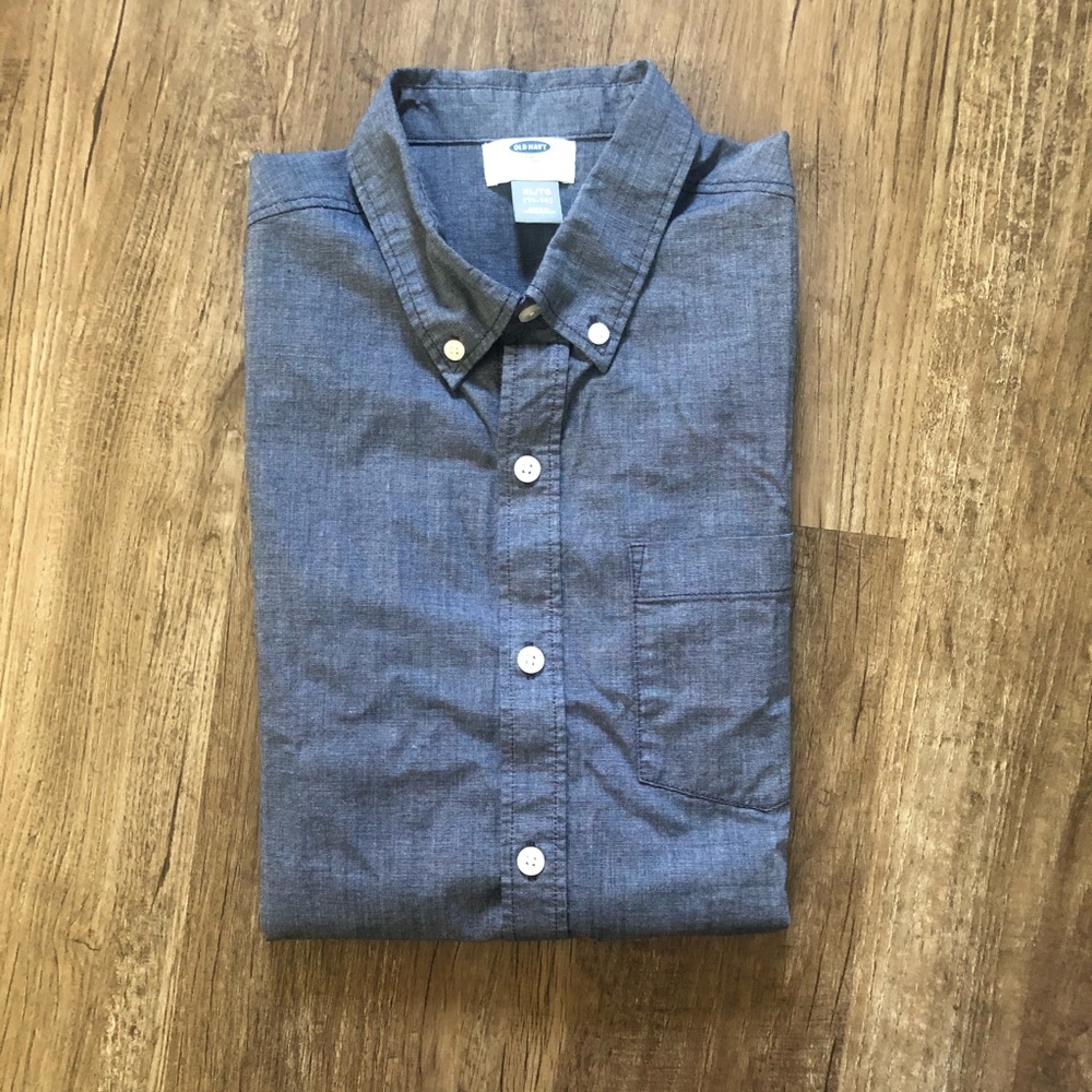 Old Navy Kids Stretch Button Down in charcoal